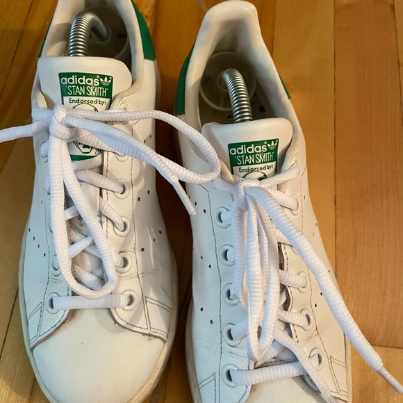 Adidas Stan Smith Tennis Shoes - Picture 2 of 7